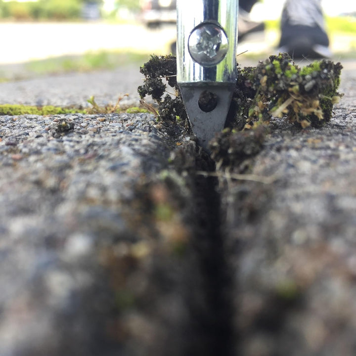 GIGANT Fugenkratzer mit Stiel Fugenreiniger Unkrautkratzer Schneide aus Vollhartmetall verschleissfe