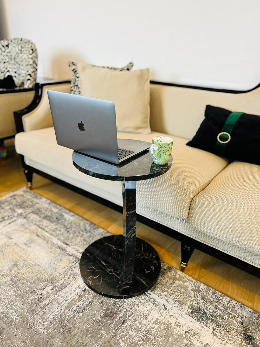 Tubibu C Form Kleiner Beistelltisch, Runder Tisch als Ablagefläche für Couch und Sofa mit Rollen, Ro