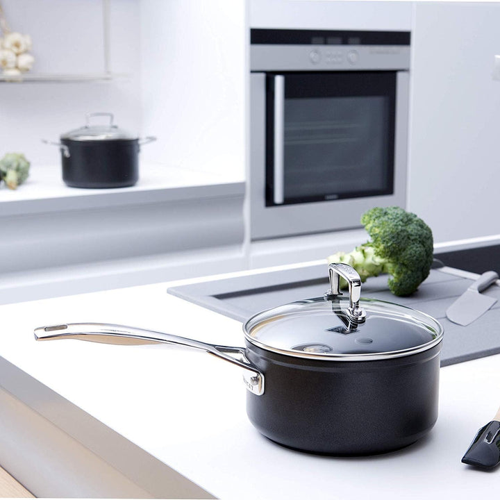 Le Creuset Aluminium-Antihaft Profitopf, Ø 20 cm, Für alle Herdarten inkl. Induktion geeignet, Anthr