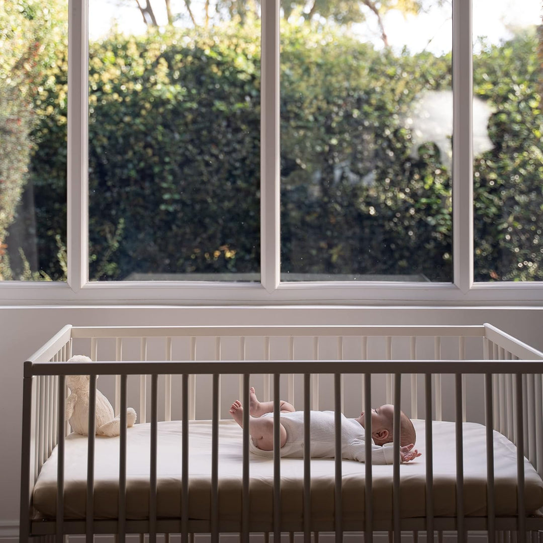 ÜneeQbaby 100% wasserdichter Matratzenschoner, voll ausgestattetes Bettlaken - Bio-Baumwolle, Oeko-T