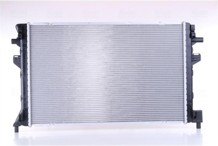 Nissens 65306 Kühler, Motorkühlung