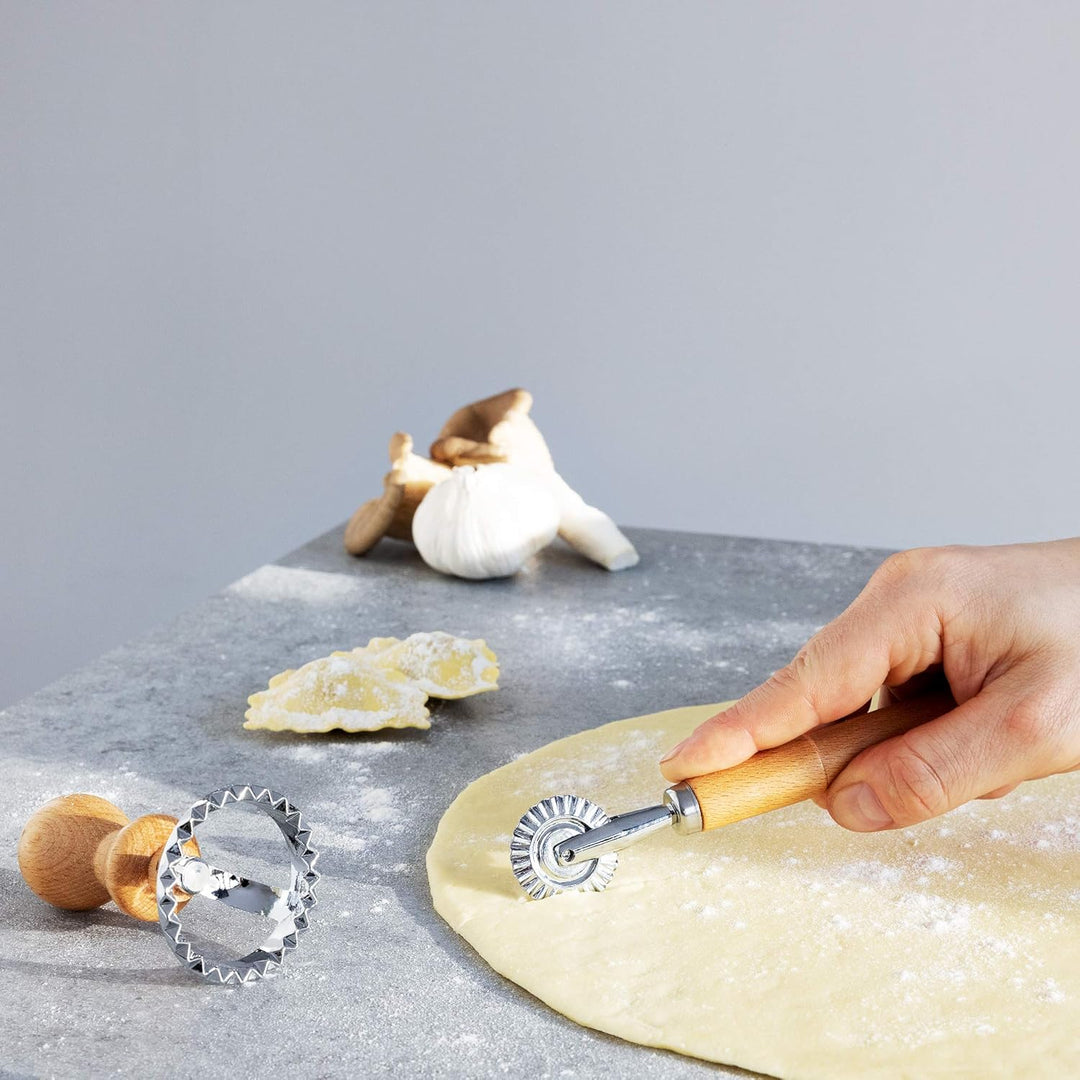 Navaris 4er Set Ravioli Ausstecher Form und Roller - Ravioli Maker für Pierogi Maultaschen Empanadas