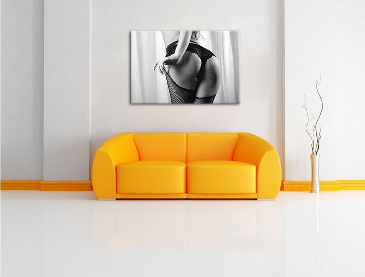 Frau Spitzenhöschen als Leinwandbild | Grösse: 120x80 cm | Wandbild | Kunstdruck | fertig bespannt,