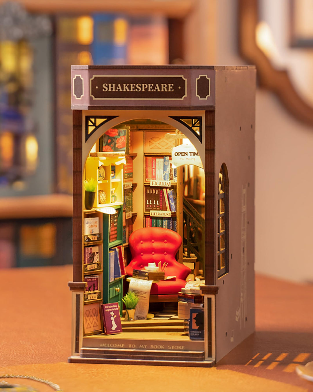 Rolife Book Nook Kit Buchstützen DIY Miniatur Haus 3D Puzzles Holz Book Nook Diorama Modelbau für Er