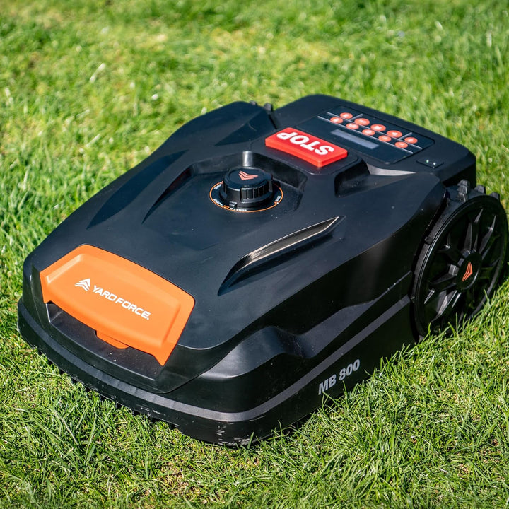 YARD FORCE Mähroboter MB800 mit praktischer Mulch-Funktion