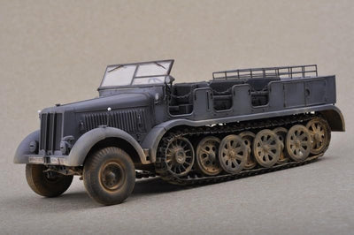 Trumpeter 01583 Modellbausatz Sd.Kfz.8 Schwerer Zugkraftwagen 12t