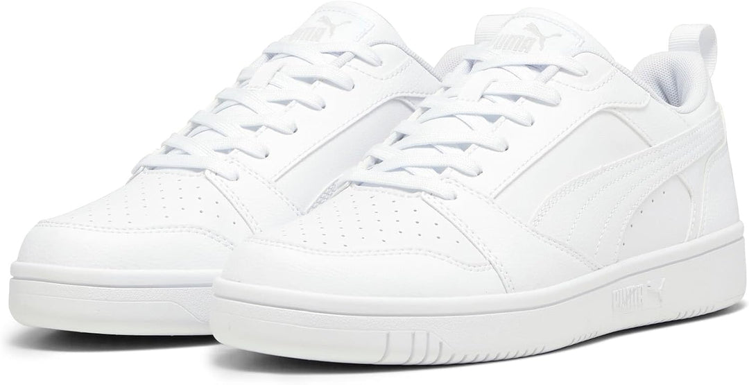 PUMA Herren Rebound V6 Low Leichtathletik-Schuh 43 EU Puma White Cool Light Gray, 43 EU Puma White C