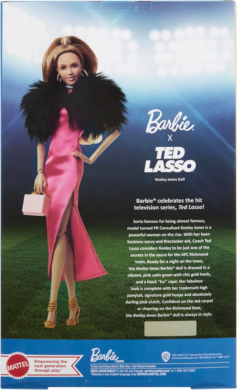 BARBIE Keeley Jones - Sammelpuppe inspiriert von Ted Lasso, knallpinkes Midi-Seidenkleid, goldene Hi
