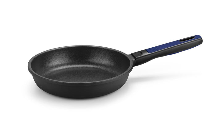BRA Advanced Bratpfanne, 20 cm, Aluminiumguss mit Antihaftbeschichtung, PFOA-frei, verstärkt, überle