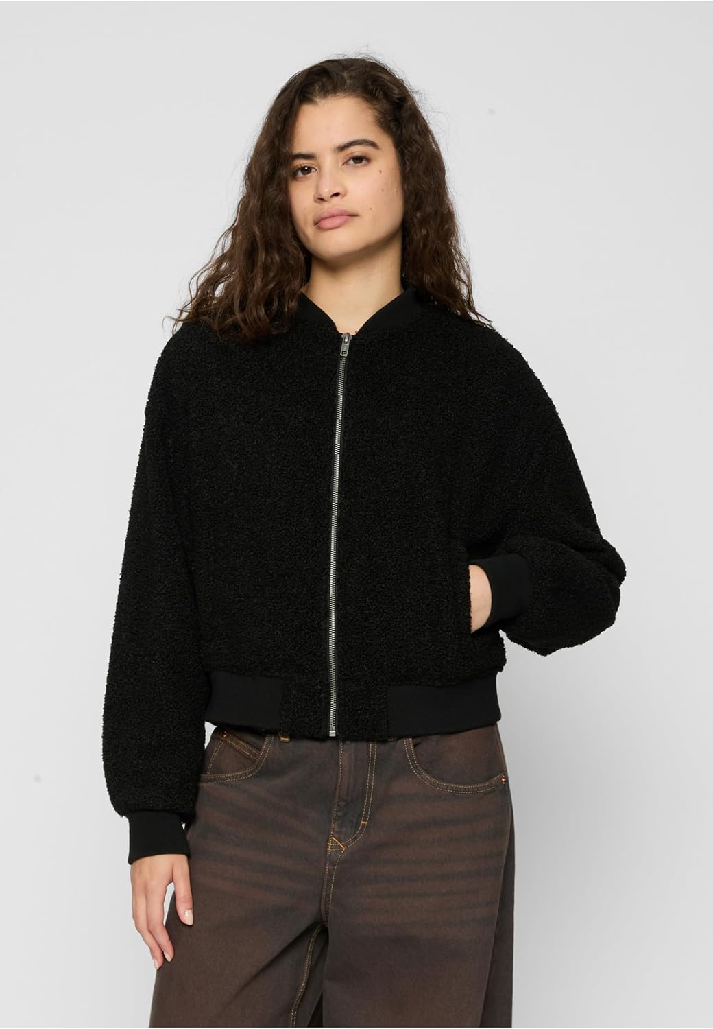 Urban Classics Damen Ladies Oversized Sherpa Bomber Jacket Jacke 4XL Schwarz, 4XL Schwarz