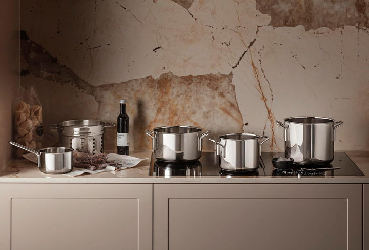 Eva Trio | Stainless Steel Topfset 5 St. 1,1 l 2,2 l 3,6 l 4,8 l & Pasta-Einsatz |Komplettes Set aus
