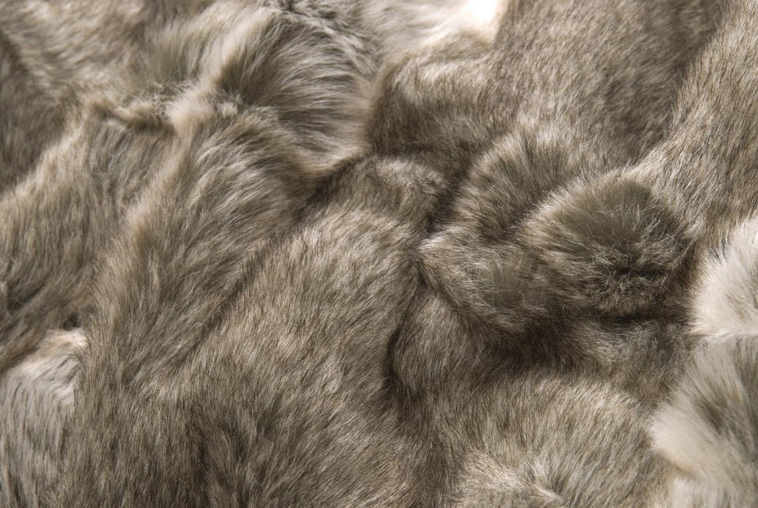 Wohnen & Accessoires GmbH & Co. KG Felldecke, Pelzplaid, Webpelzdecke Bär grau und beige Melange 150