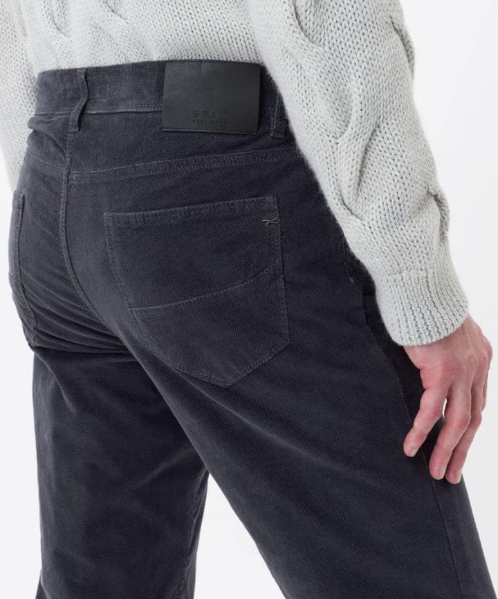 BRAX Herren Style Cadiz Evolution Tt Moderne Five-Pocket Cordhose Hose 36W / 36L Grau (Graphit 06),