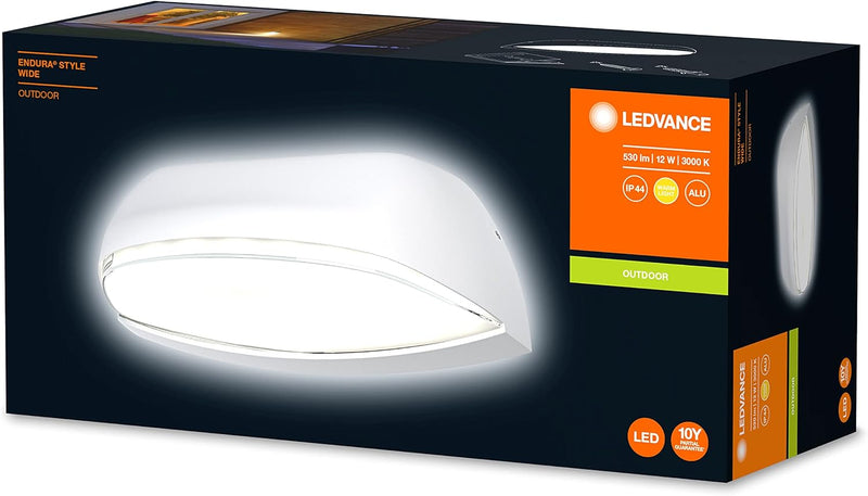 LEDVANCE LED Wand- und Deckenleuchte, Leuchte für Aussenanwendungen, Warmweiss, 86,0 mm x 210,0 mm x