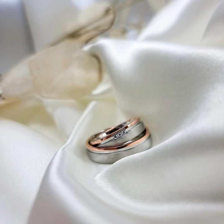 DOOSTI Ring für Damen Herren Partnerring Edelstahl Bicolor Silber Rosegold ohne/mit Zirkonia Ehering