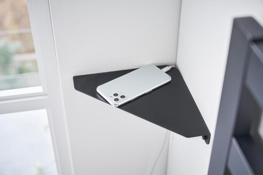 Yamazaki 6912 TOWER Wandmontiertes Eckregal, schwarz, Stahl, minimalistisch, 22 x 22 x 3.3 cm One Si