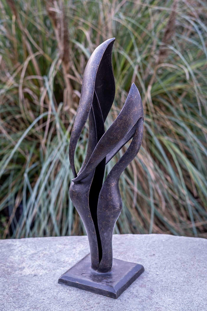 IDYL Bronze-Skulptur Modernes Paar | 45x13x15 cm | Bronze-Figur handgefertigt | Gartenskulptur - Woh