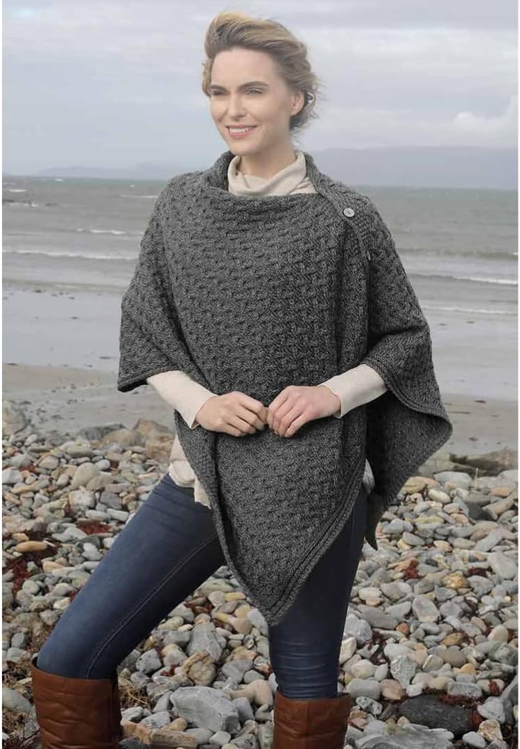 Irischer Aran Poncho Strickponcho Umhang Wollponcho aus 100% Merinowolle für Damen Einheitsgrösse Ho