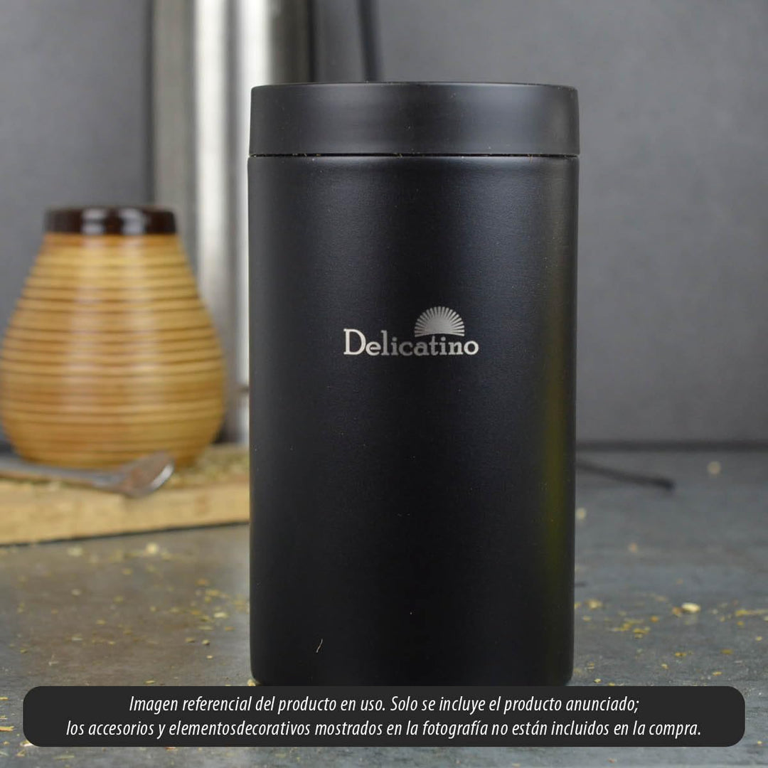 Delicatino - Yerbera Vorratsdose für Mate-Tee | Mit Praktischem Ausgiesser | Edelstahl in Schwarz.