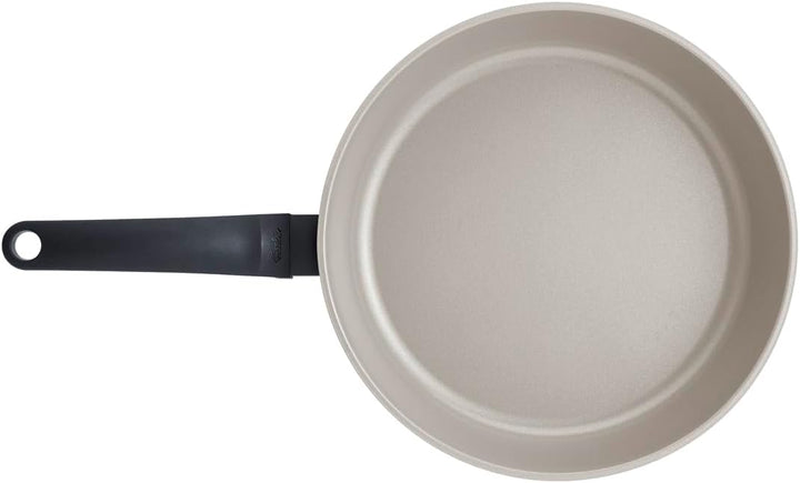 Fissler Ceratal® Evo Comfort Pfannen-Set 2-teilig (24 + 28 cm, Warmgrau) – Made in Germany, Keramikp