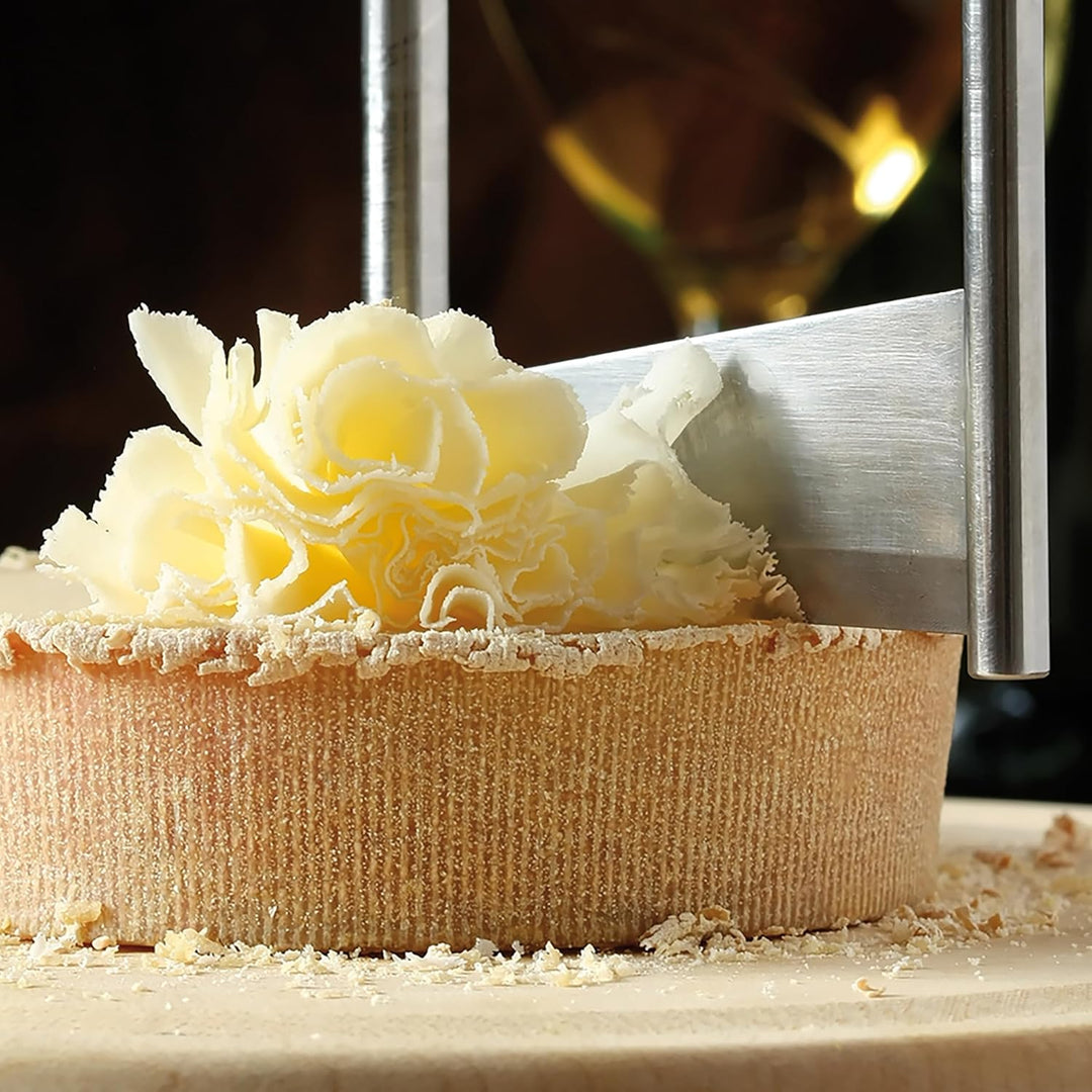 kela Käsehobel rund mit Haube 16 x Ø 22cm, Käseschaber, Girolle, Schokoladenhobel, PLANUM, Buchenhol