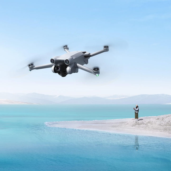DJI Mini 3 Pro mit DJI Smart Control – Leichte und faltbare Kameradrohne mit 4K/60fps Videos, 48 MP