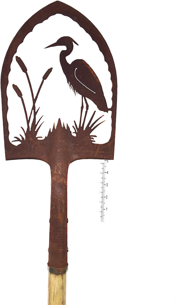 Crispe home & garden Edelrost Deko-Schaufel mit Regenmesser - Reiher - Gartendekoration für aussen,