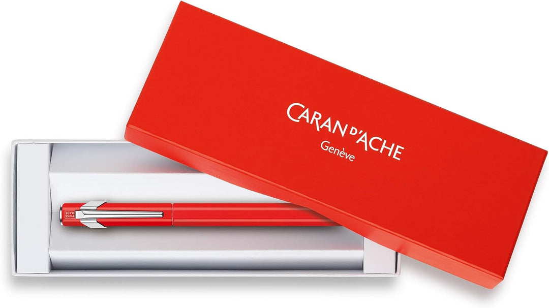Caran d'Ache Metall- Füllfederhalter 849 rot matt Feder EF
