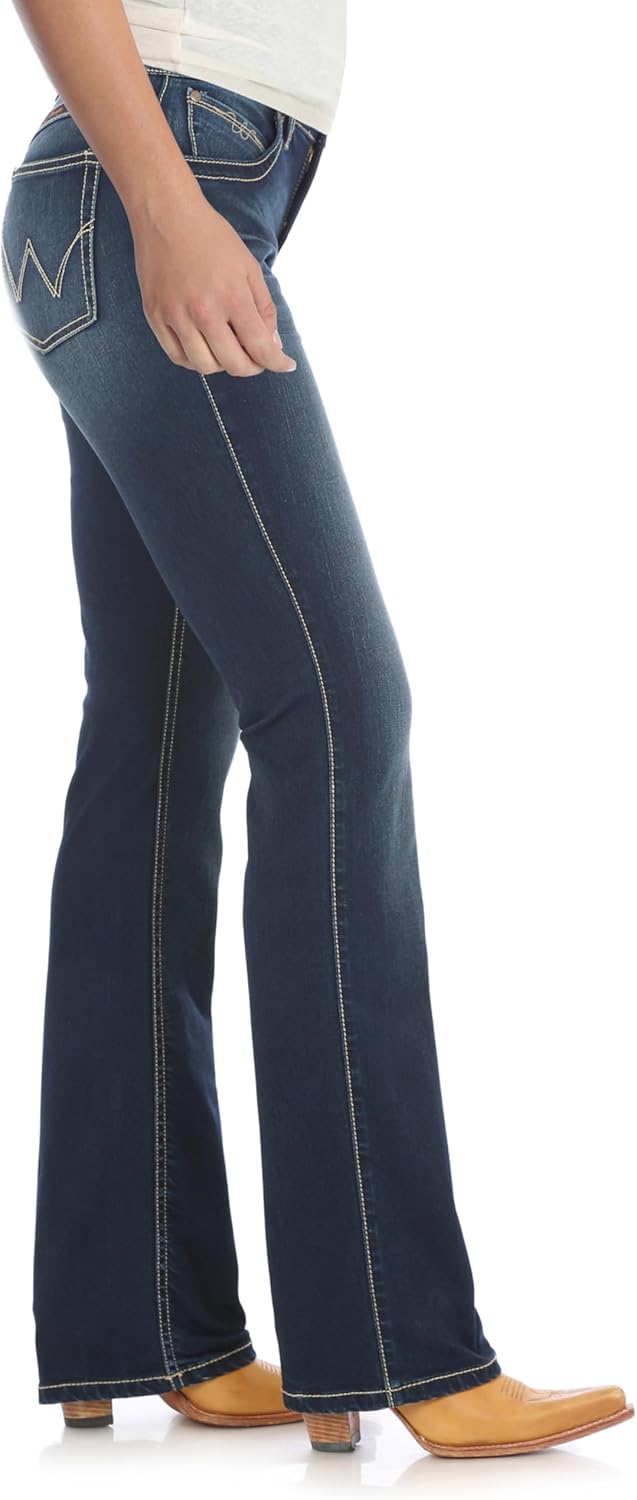 Wrangler Damen Jeans Q-Baby Mid Rise Boot Cut Ultimate Riding Jean ^ Nr Wash, ^ Nr Wash