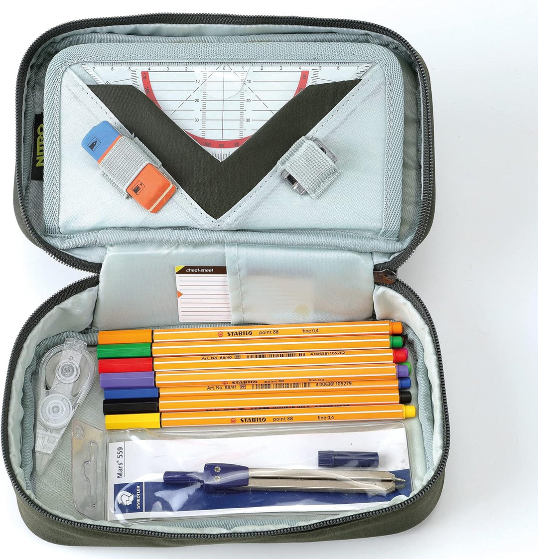 Nitro Pencil Case XL Inkl. Geo Dreieick & Stundenplan, Federmäppchen, Schlampermäppchen, Faulenzer B