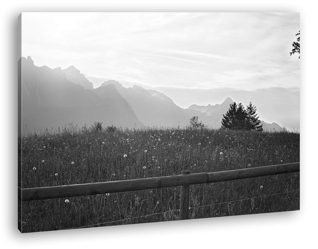 sonniger Tag in den Bergen Format: 80x60 Effekt: Schwarz&Weiss als Leinwandbild, Motiv fertig gerahm