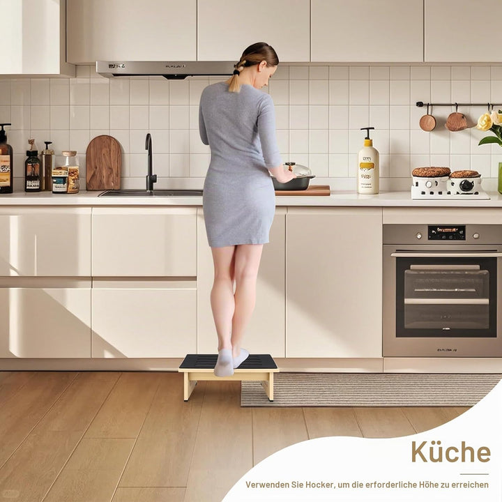 EIN hölzerner Tritthocker 5,3 Zoll für Erwachsene und Senioren mit Rutschfester Gummiauflage, für dr