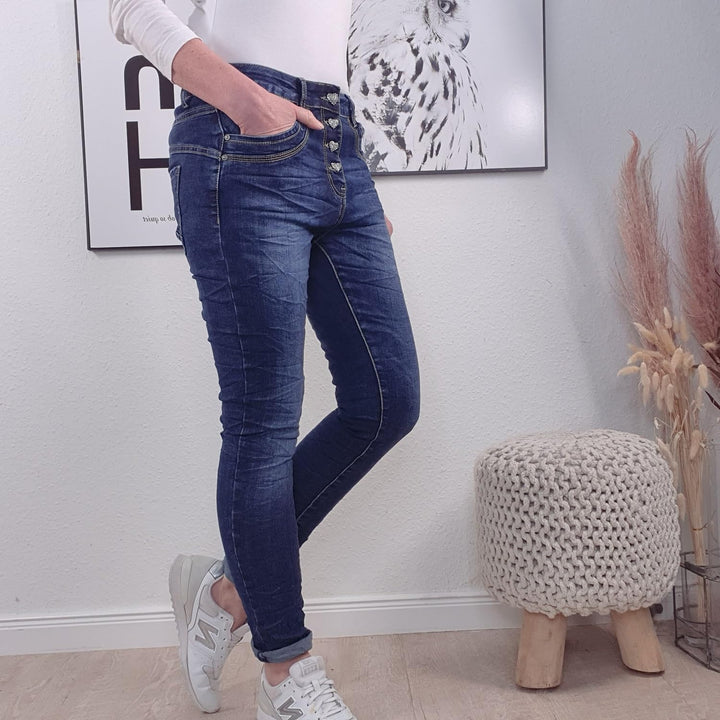 Jewelly Stretch Jeans| im Baggy Boyfriend Schnitt| Damen Hose mit dekorativer Knopfleiste| Perfekter