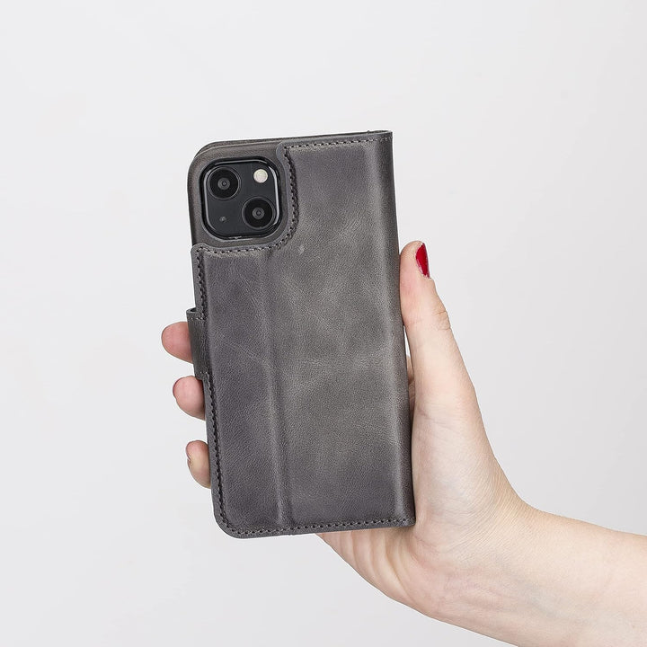 Solo Pelle Lederhülle kompatibel für iPhone 13 in 6.1 Zoll abnehmbare Hülle (2in1) inkl. Kartenfäche
