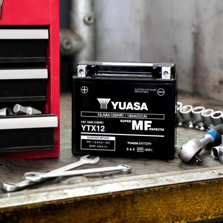 Yuasa YTX12-BS (WC) wartungsfreie Batterie