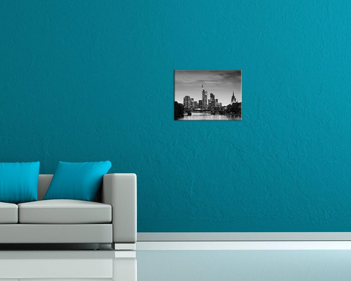 Bilderdepot24 Bild auf Leinwand | Frankfurt Skyline s/w - Deutschland bei Nacht - Deutschland in 70x
