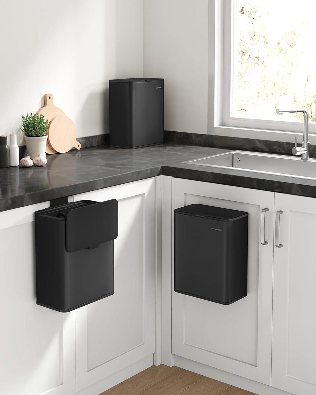 SONGMICS Mülleimer hängend, 8 L Komposteimer Küche, Stahl-Abfalleimer mit Deckel für Biomüll, mit Ha