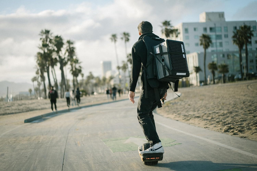 SOUNDBOKS Go – Tragbarer Bluetooth-Lautsprecher – USB-C-Aufladung Akku – Kompakter Performance-Lauts