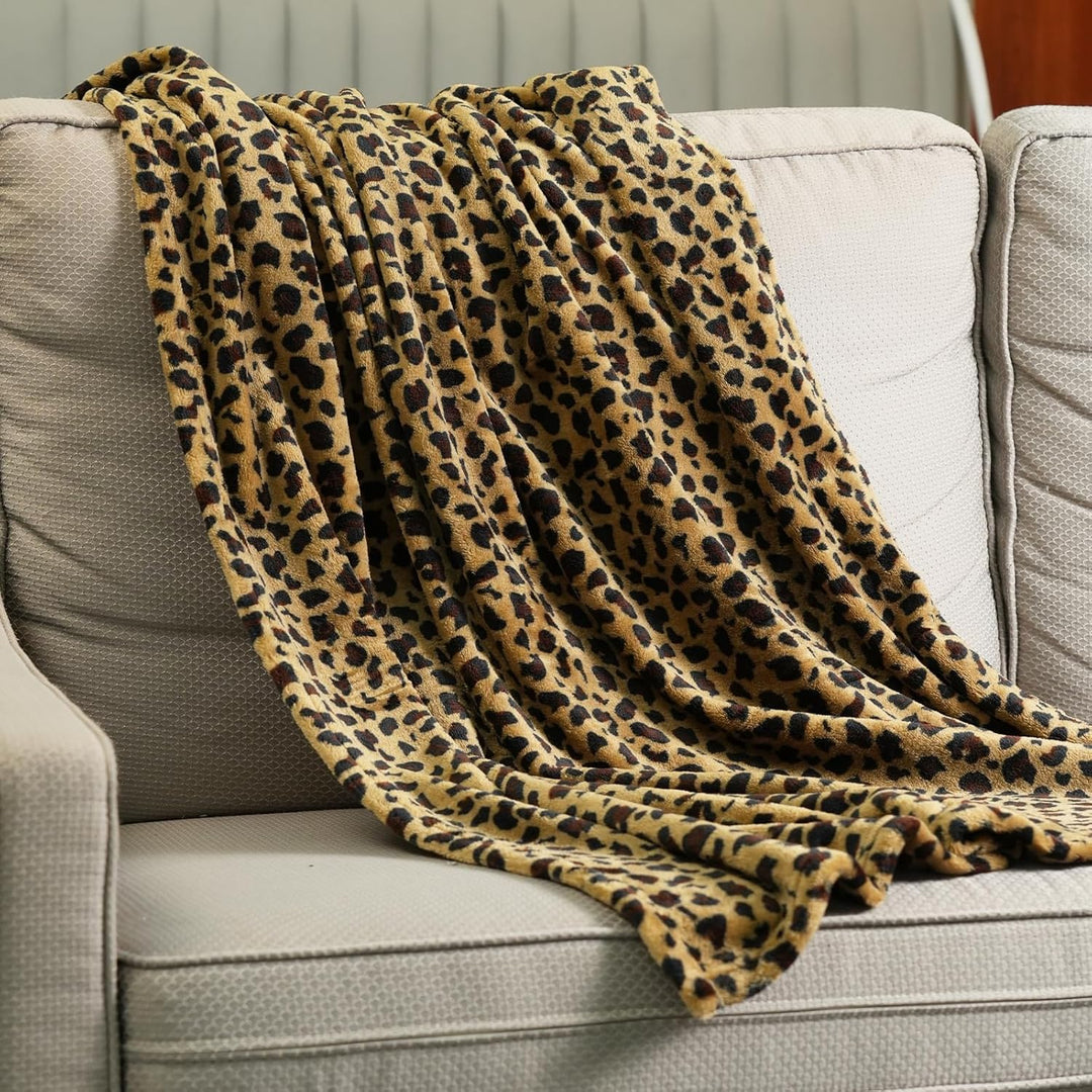 DREAMLANDING Decke für Sofa-230 x 260 cm Gepard-Kuscheldecke Flauschig weich, bunt, übergross, dekor