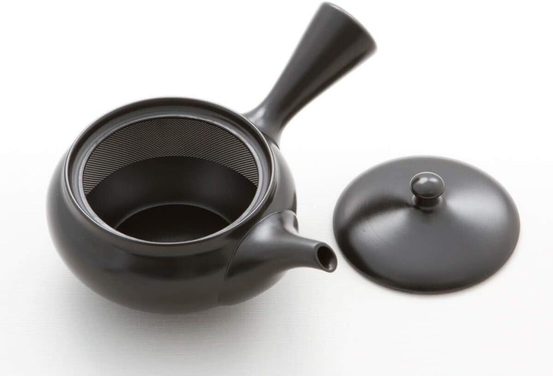 Original japanische Teekanne, Kyusu, mit 5 Becher: Kuro Hiramaru. Integriertes Tee-Sieb aus Edelstah