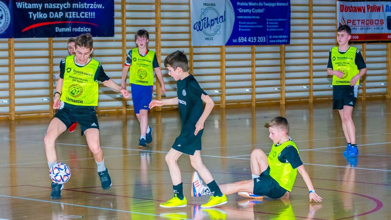 SPORTSBIBS Fussball Leibchen Set 10 Stück: 2 Farben - 5 von jeder Farbe, für Kinder und Erwachsene,