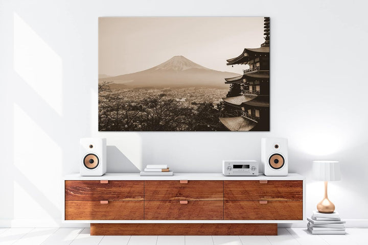 der mit Schnee bedeckte Fuji Berg aus Japan Effekt: Sepia, Format: 80x60 als Leinwandbild, Motiv fer