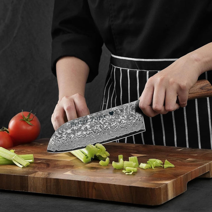Wakoli EDIB Pro Damast Santoku Messer mit Gravur – Personalisiertes Messer, 17cm Klinge aus 67 Lagen