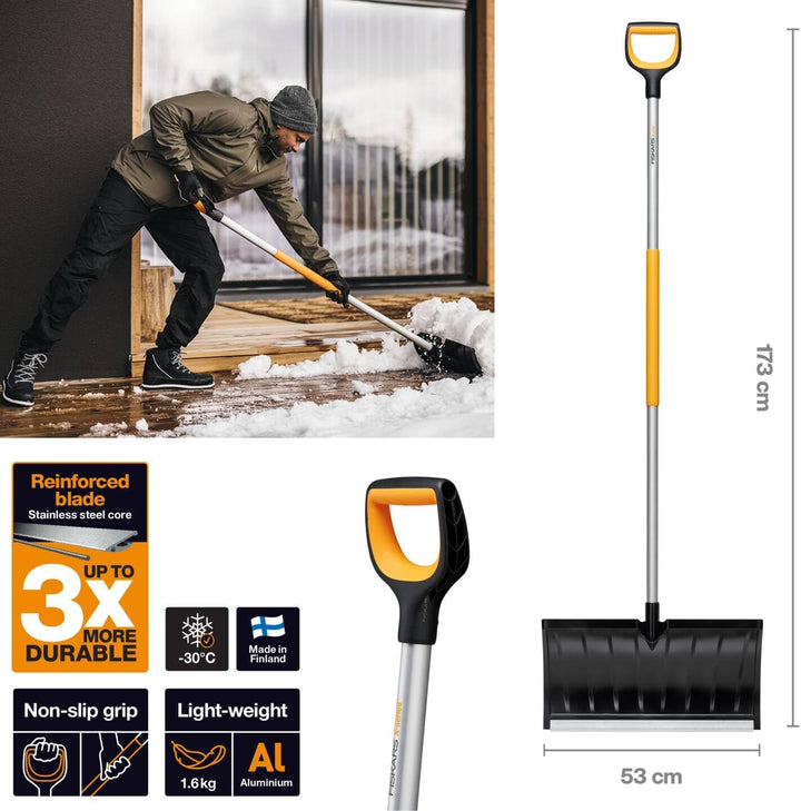 Fiskars Schneeschieber für flache Schneeschichten, X-series, Länge: 173 cm, Aluminium/Polymer, Schwa