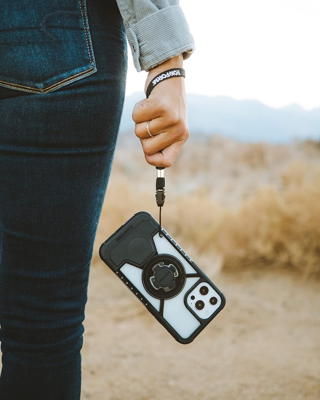 Rokform - iPhone 13 Pro Max Hülle, Crystal Series, Dual Magnet Plus MagSafe kompatibel, schlanke mag