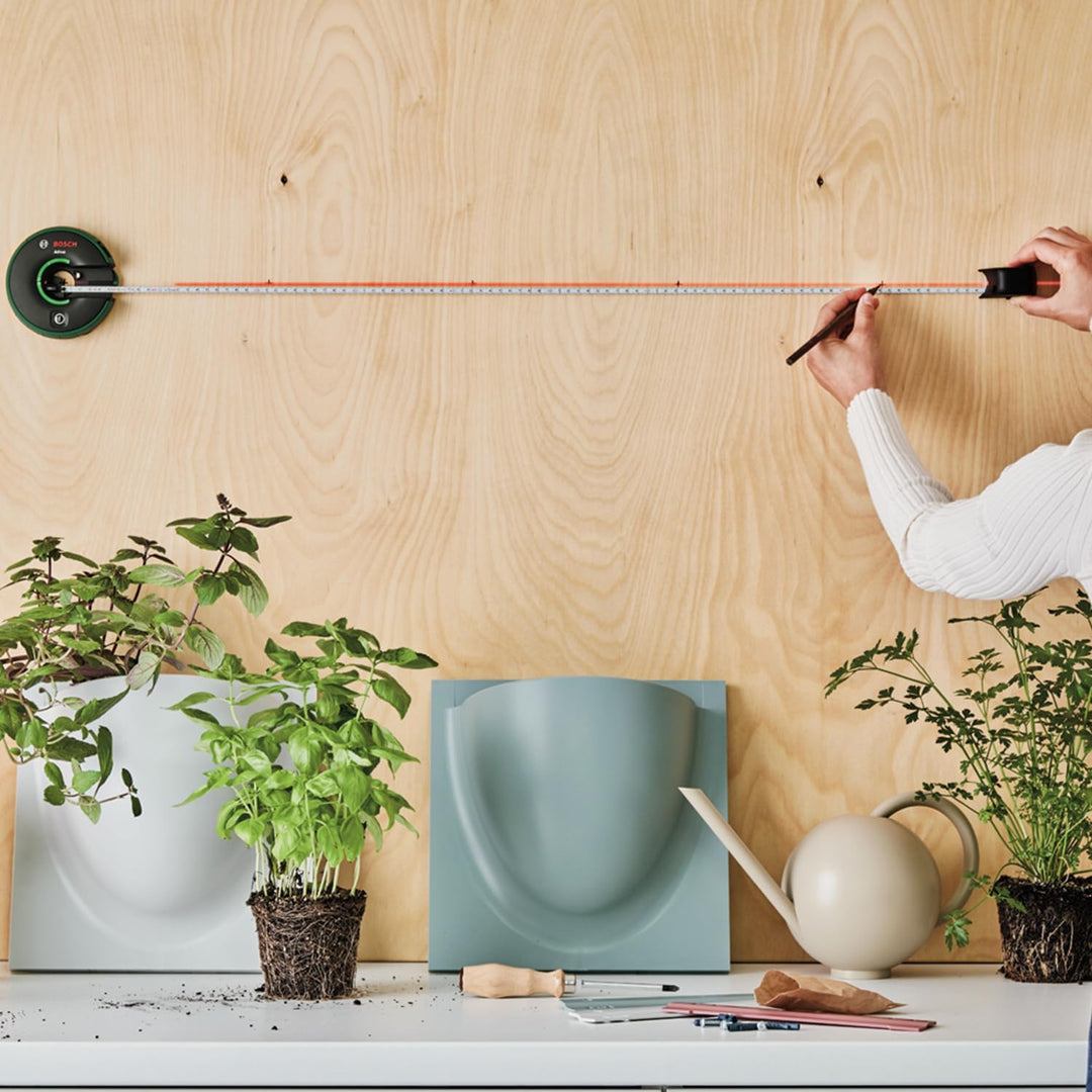 Bosch All-in-One-Linienlaser Atino der 2. Generation mit abnehmbarem und feststellbarem Massband (ho