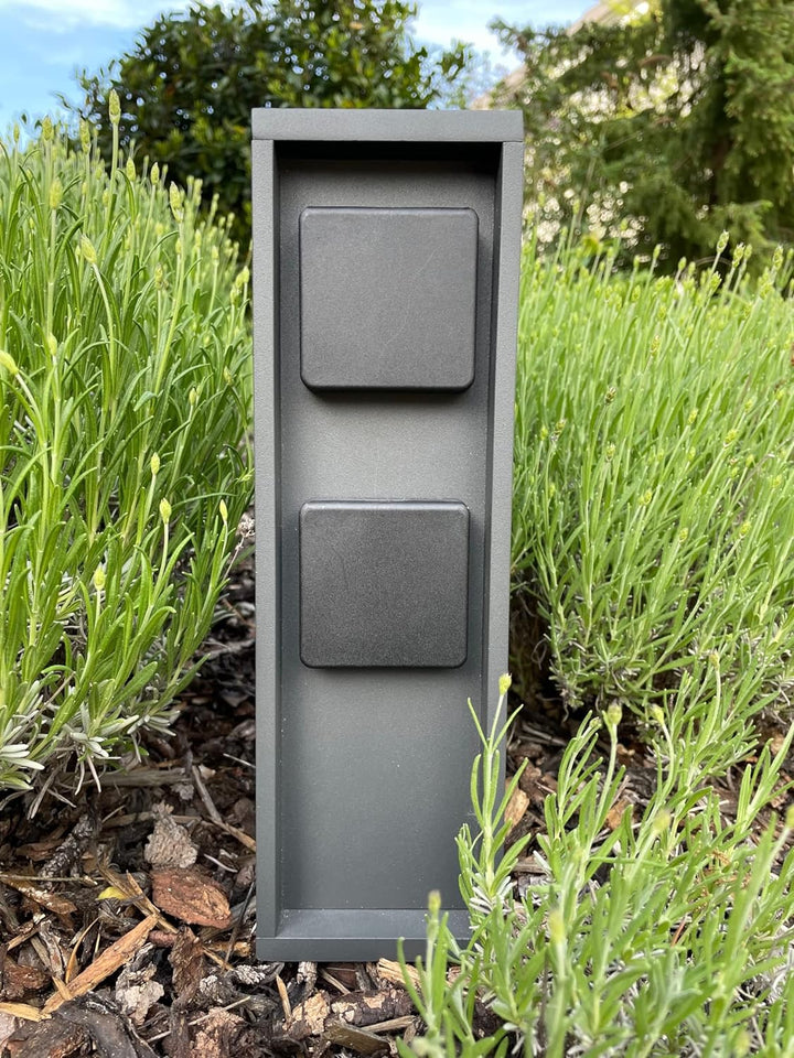 Bold 19400 Pado Aussen-Steckdose-Garten Steckdosen-Säule 3-Fach Stecker in Anthrazit (Lichtsensor |