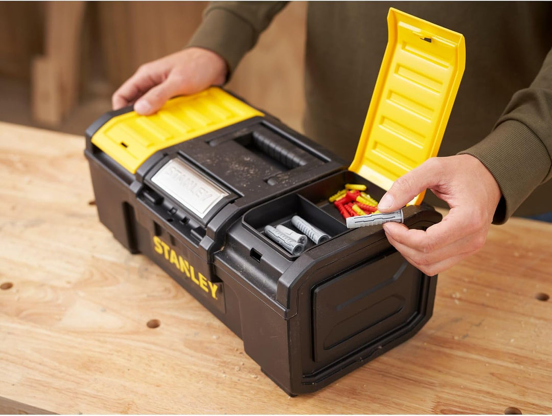 Stanley Werkzeugbox / Werkzeugkoffer Basic 1-79-216 (16", 39x22x16cm, Koffer mit Schnellverschluss u