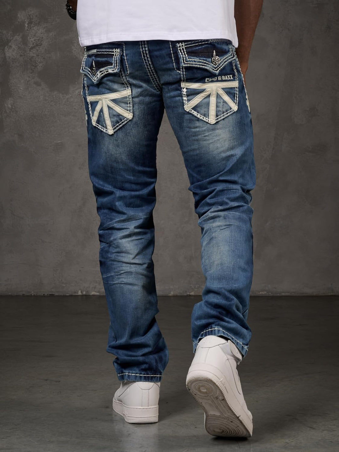 Cipo & Baxx Herren Jeans | Modelle mit Ziernähten | Alltag & Trend Design | Alltagstauglich | für in