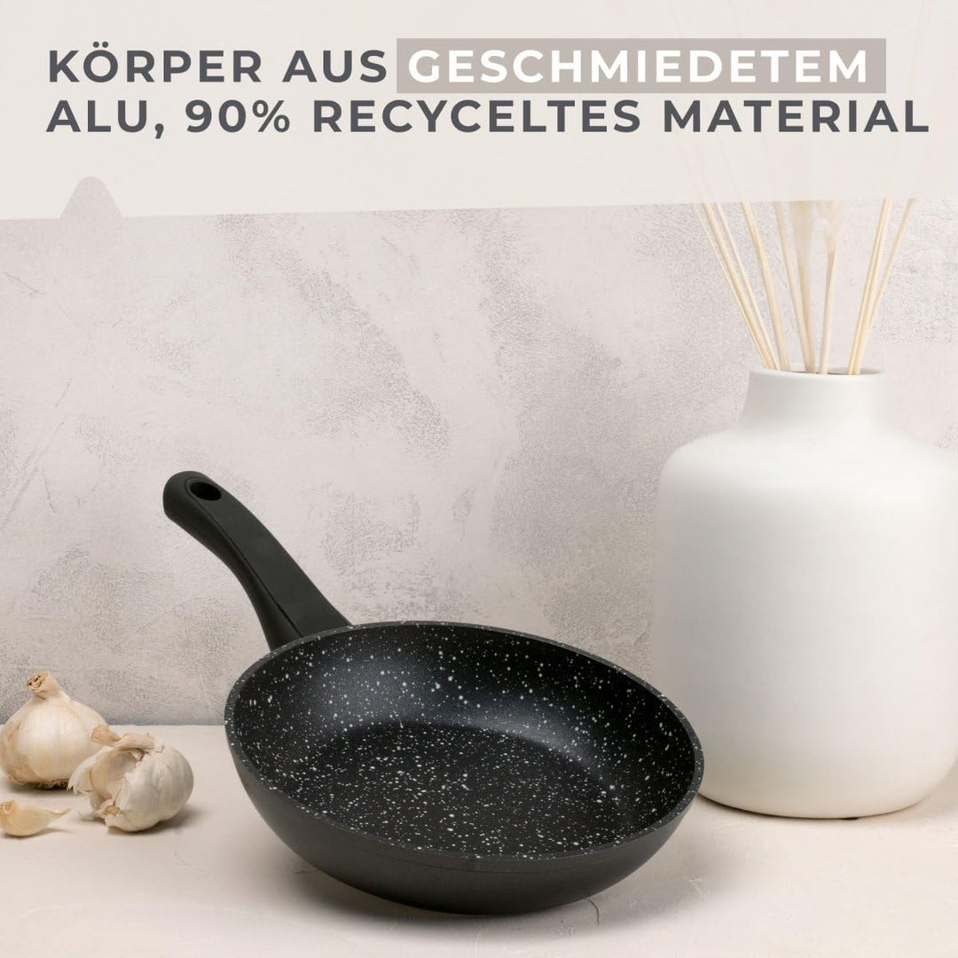 Fackelmann Bratpfanne Marble 20 cm, Antihaft-Pfanne aus 90% recyceltem Aluminium mit ergonomischem K
